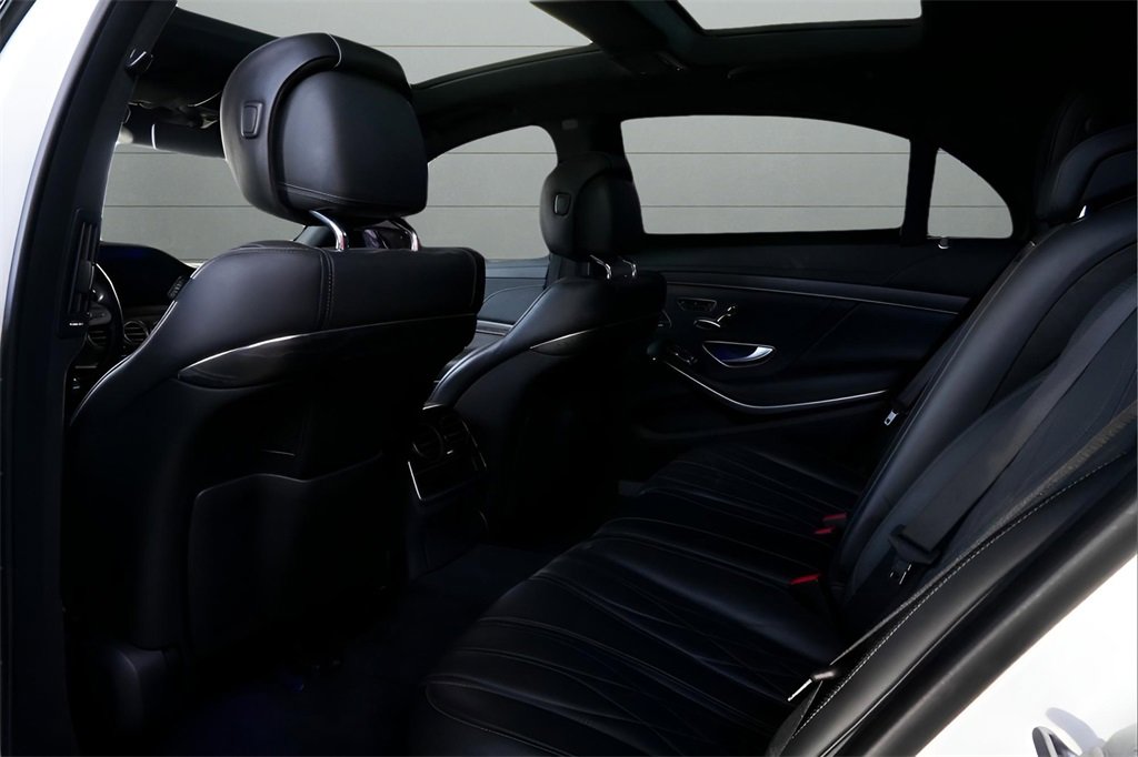Used 2020 Mercedes-Benz S 63 AMG 4MATIC Sedan image 39