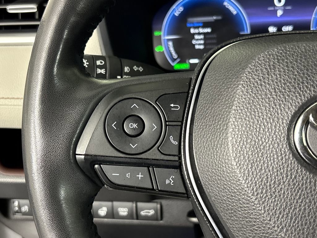 Used 2024 Toyota RAV4 Limited w/ Advanced Technology Package image 15