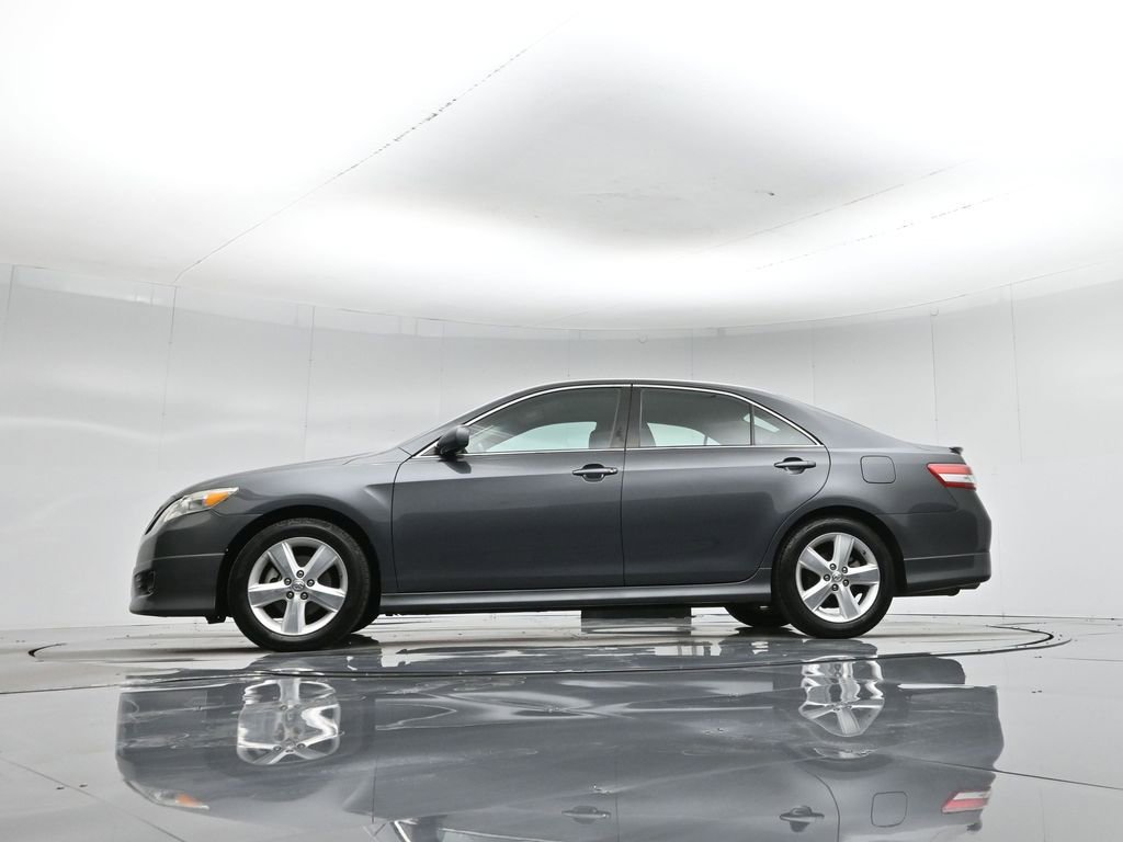 Used 2010 Toyota Camry SE image 50
