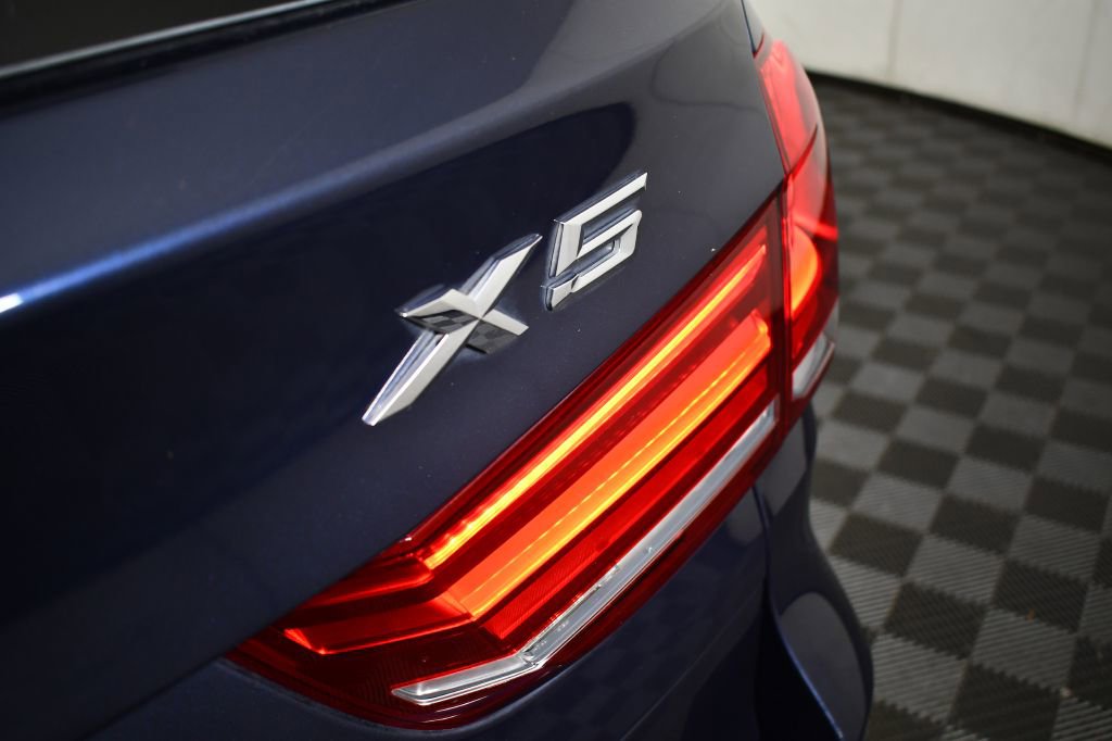 Used 2018 BMW X5 xDrive40e w/ Driving Assistance Package image 41