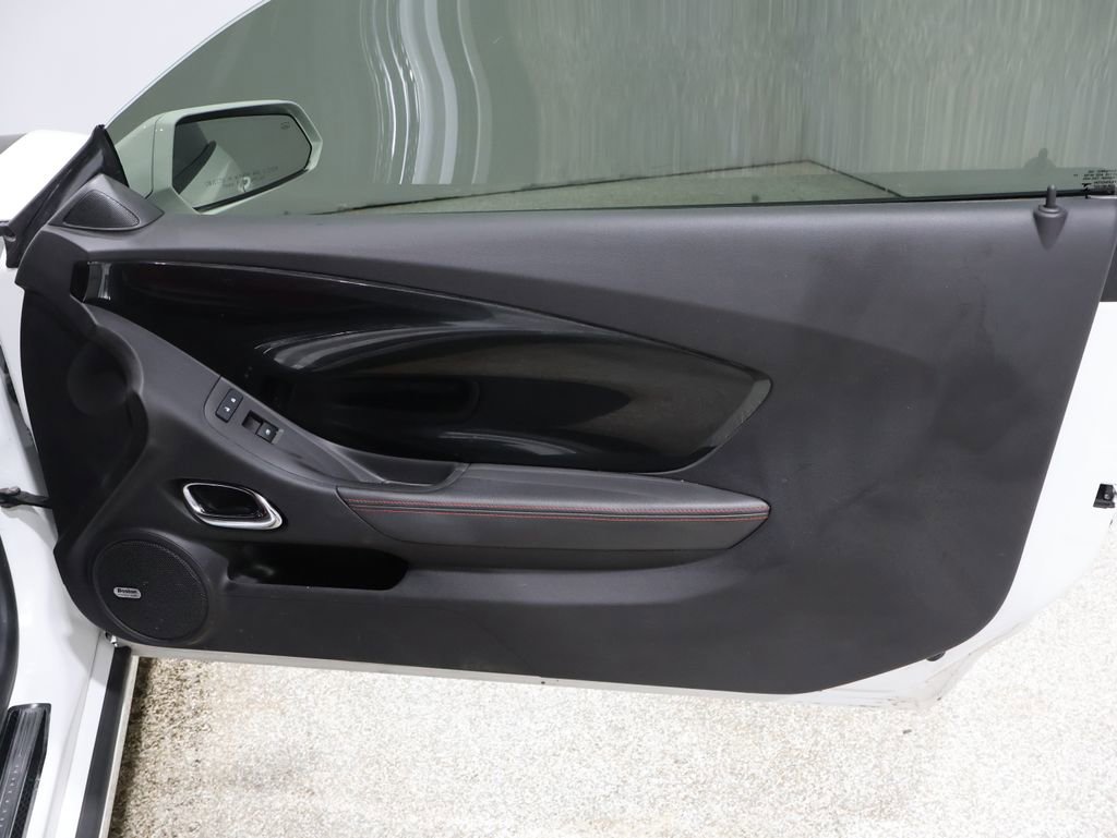 Used 2015 Chevrolet Camaro SS w/ Commemorative Special Edition image 20