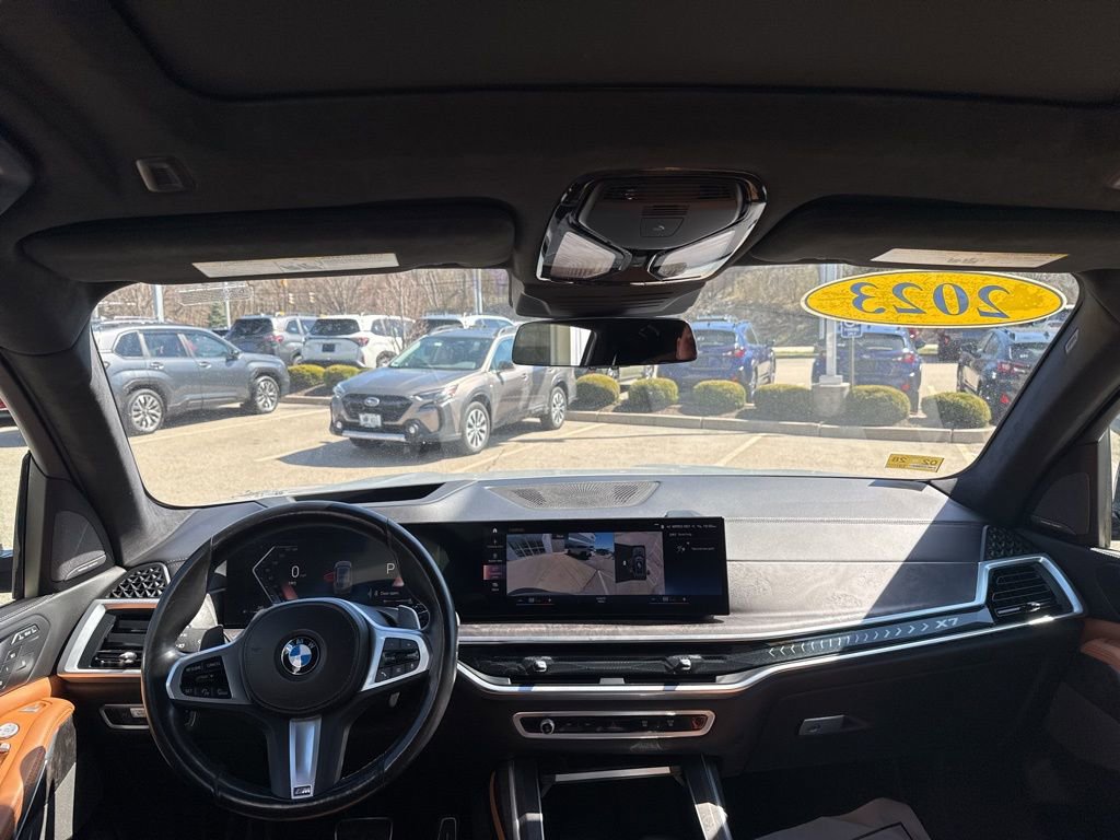 Used 2023 BMW X7 xDrive40i w/ M Sport Package image 7