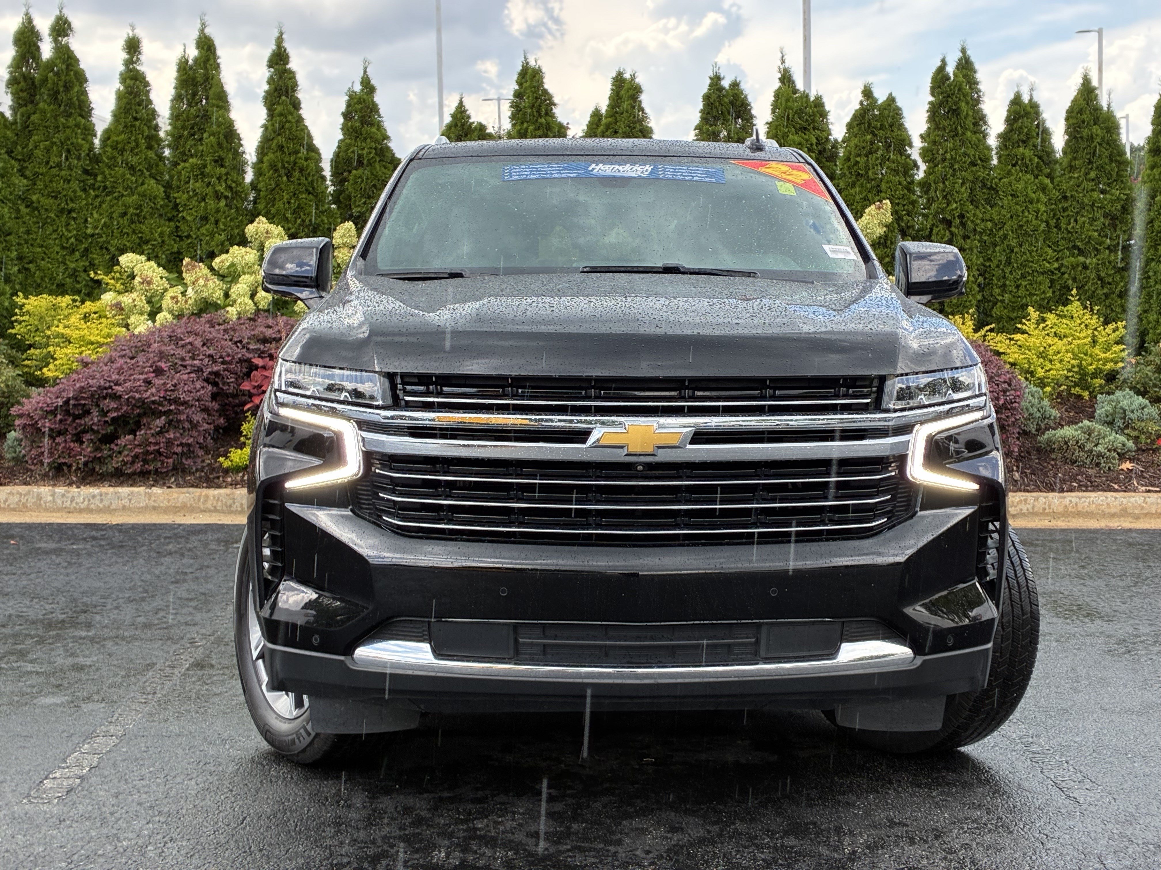 Used 2022 Chevrolet Tahoe LT w/ LT Signature Package AWD/4WD image 5