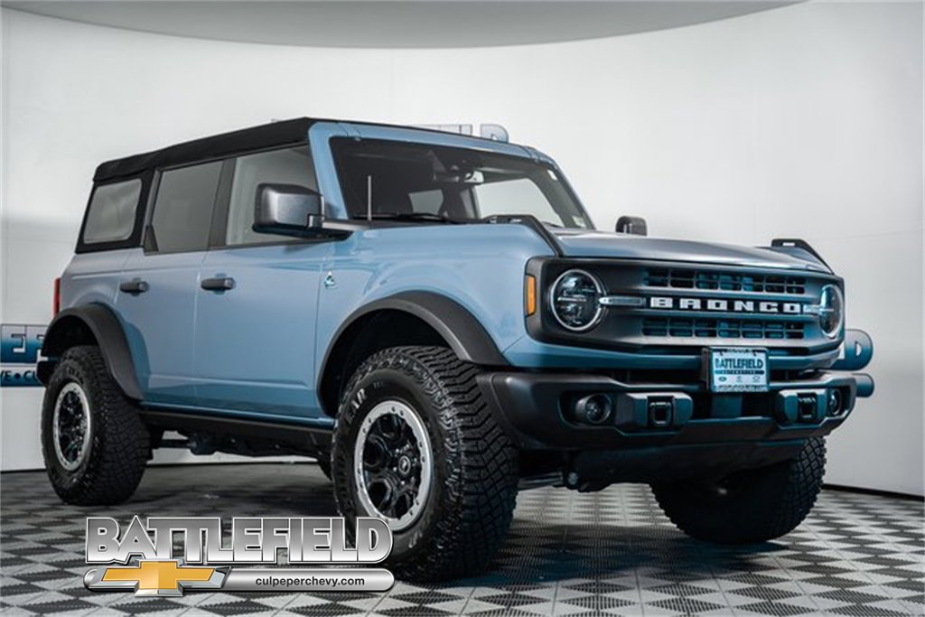 Used 2023 Ford Bronco Black Diamond w/ Sasquatch Package