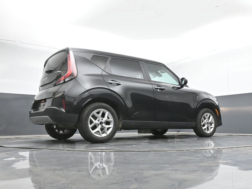 Used 2025 Kia Soul LX w/ LX Technology Package image 39