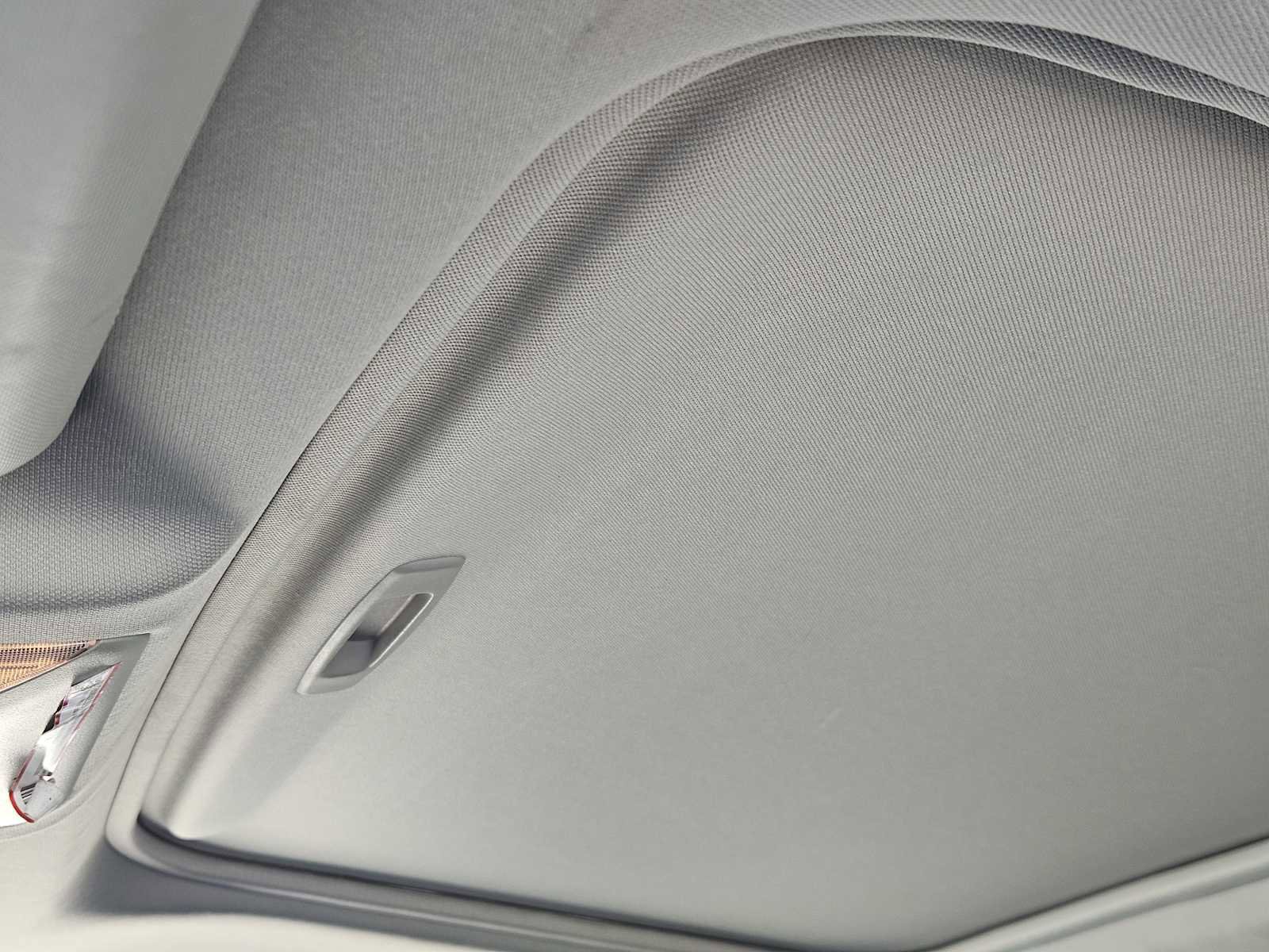 Used 2021 Toyota RAV4 XLE Premium image 23