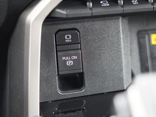 Used 2023 Toyota Tundra Limited image 39