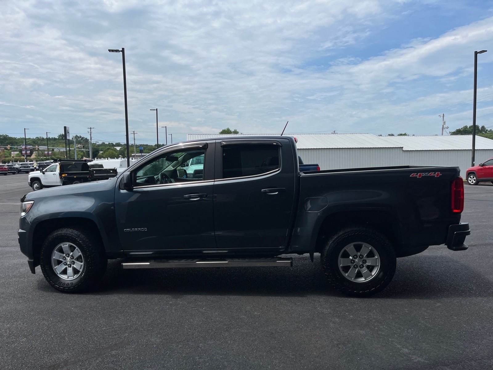 Used 2019 Chevrolet Colorado W/T w/ WT Convenience Package AWD/4WD image 9