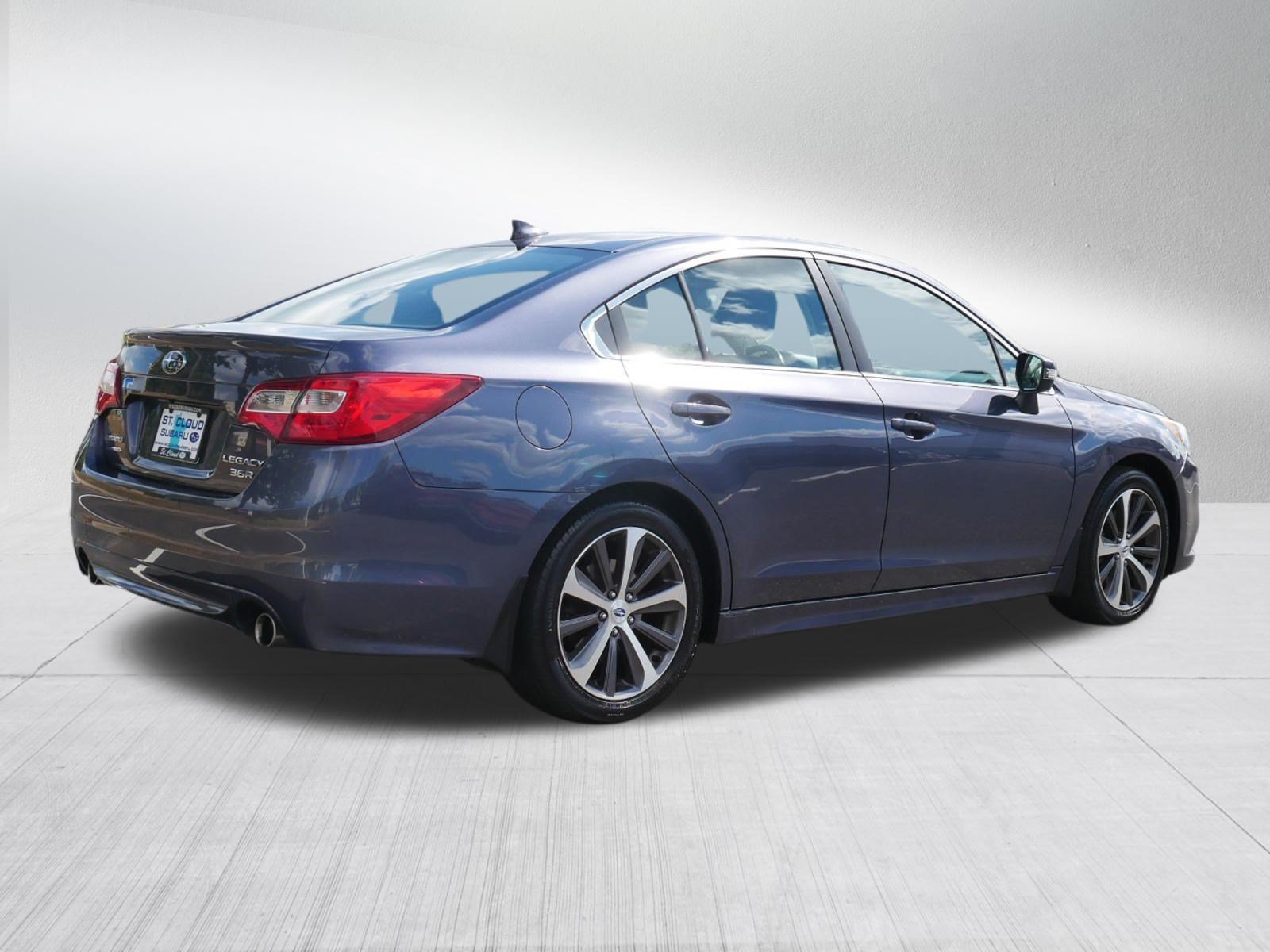 Used 2017 Subaru Legacy 3.6R Limited AWD/4WD image 7