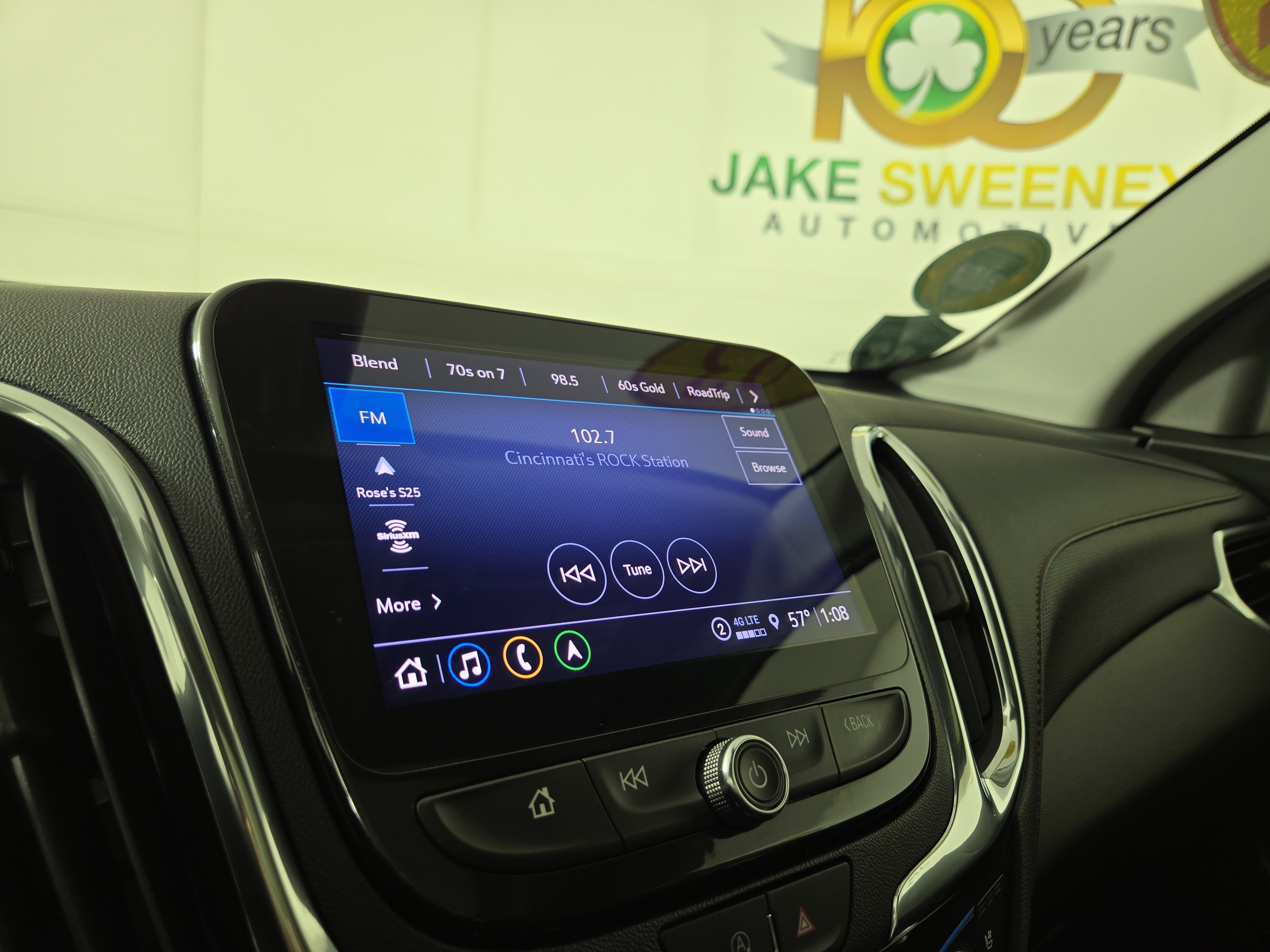 Used 2023 Chevrolet Equinox Premier image 20