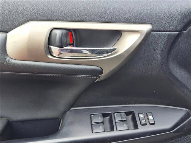 Used 2015 Lexus CT 200h FWD image 10