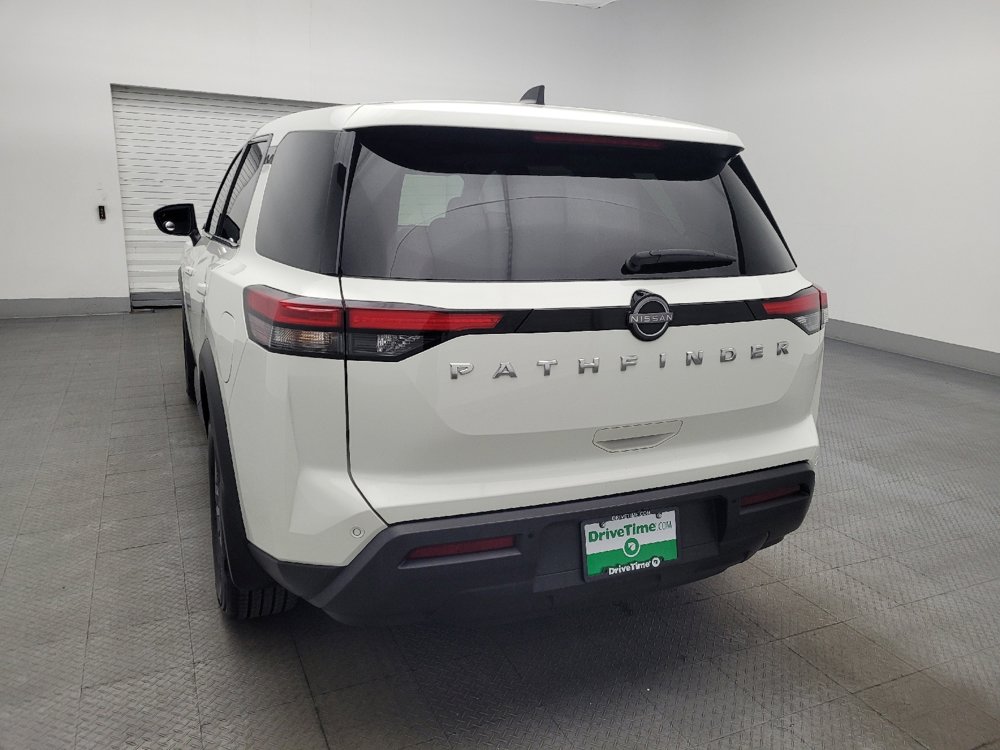 Used 2023 Nissan Pathfinder S image 6