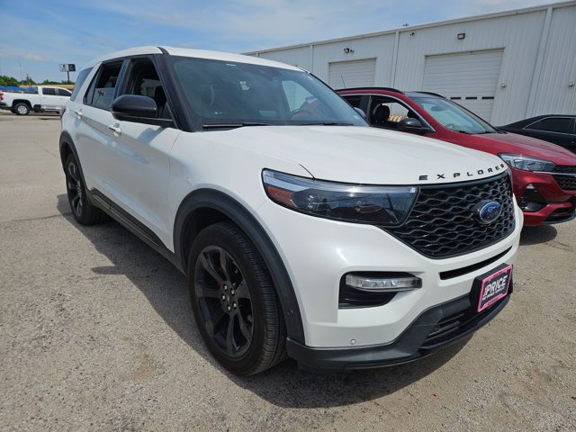 Used 2021 Ford Explorer ST w/ Equipment Group 401A AWD/4WD image 2
