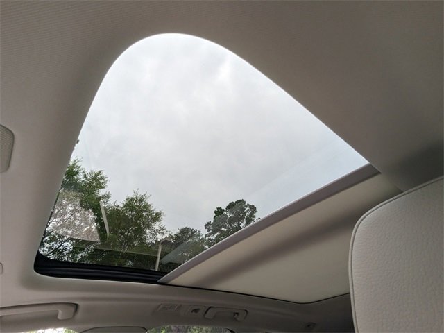 New 2025 Volvo XC60 B5 Plus w/ Protection Package Premier image 22