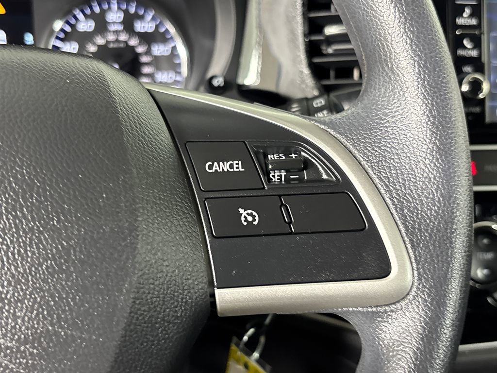 Used 2019 Mitsubishi Outlander ES image 14