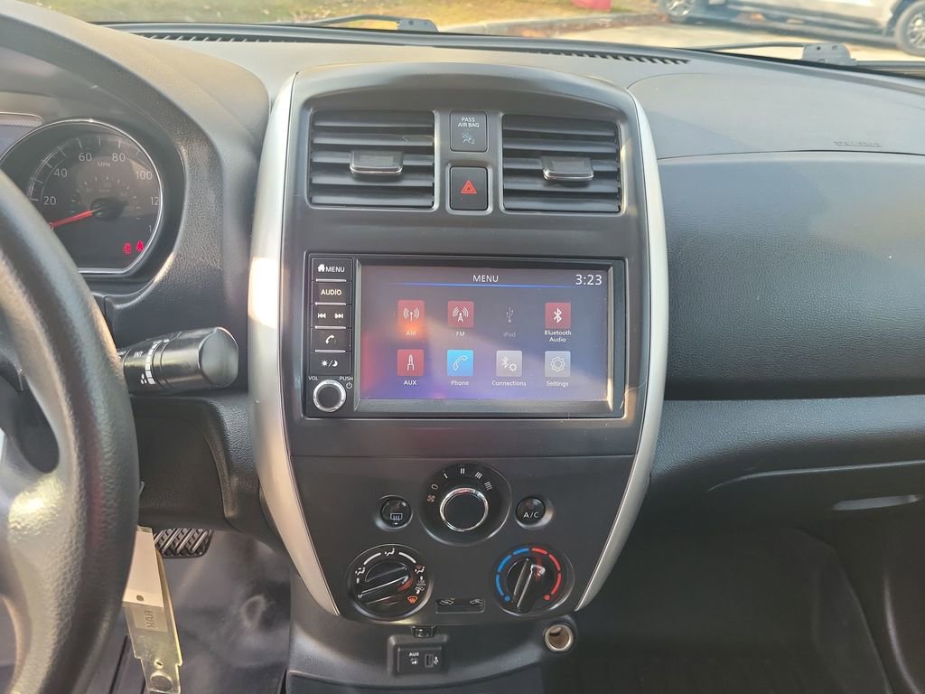 Used 2019 Nissan Versa SV image 22