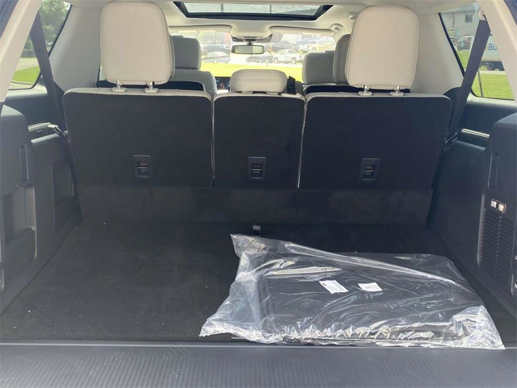 New 2025 Ford Expedition Max Active image 10