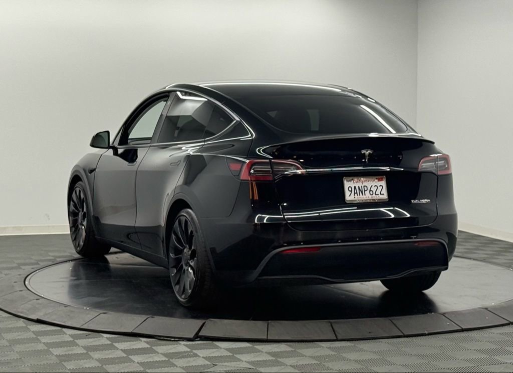 Used 2022 Tesla Model Y Performance image 10