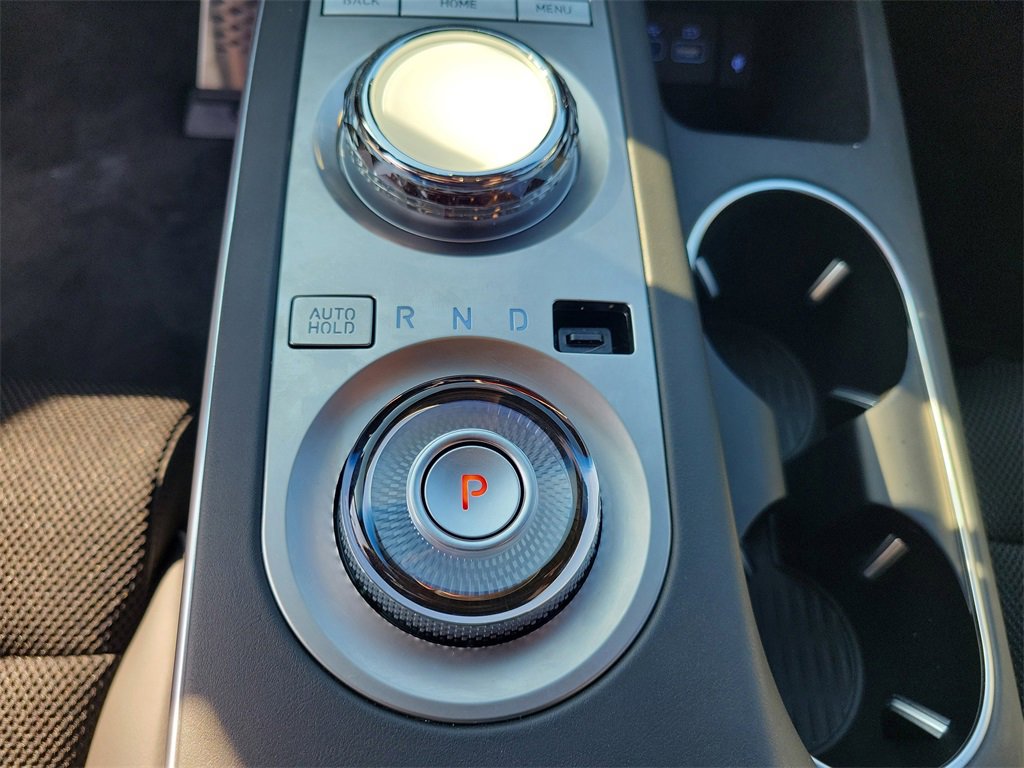 Used 2024 Genesis GV70 3.5T Sport image 38