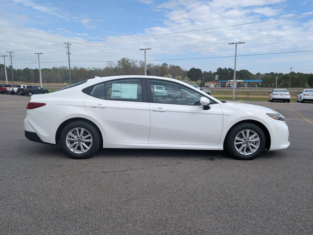 New 2026 Toyota Camry LE image 6