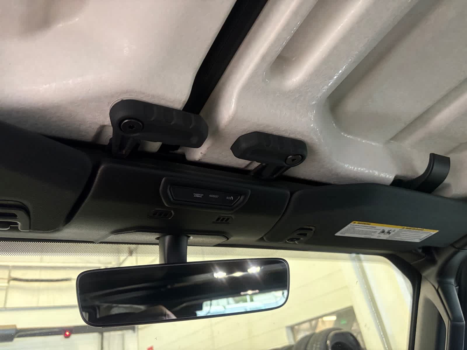 Used 2023 Jeep Wrangler Unlimited Sahara w/ Cold Weather Group AWD/4WD image 21