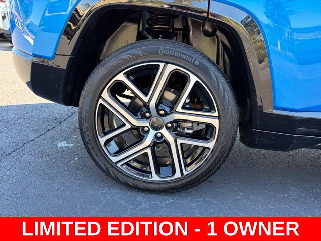Used 2025 Jeep Compass Limited w/ Elite Group AWD/4WD image 7