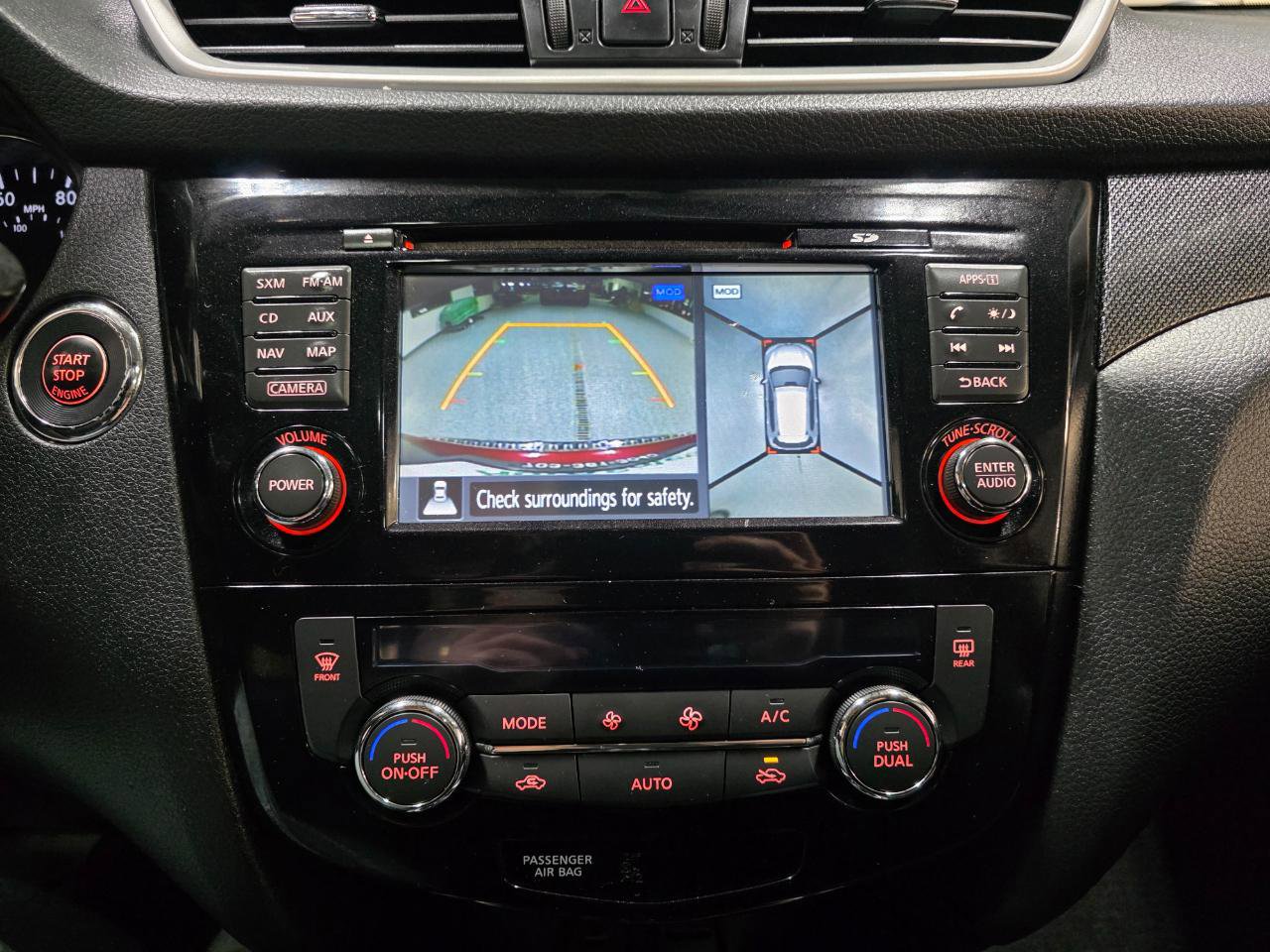 Used 2014 Nissan Rogue SL w/ SL Premium Package image 31