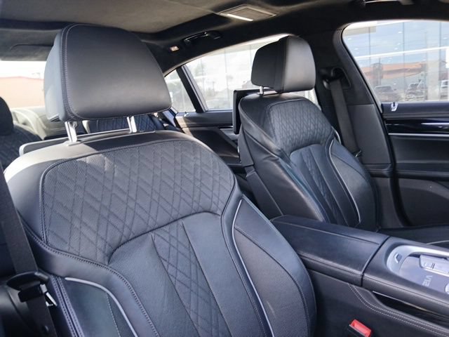 Used 2017 BMW M760i xDrive AWD/4WD image 19