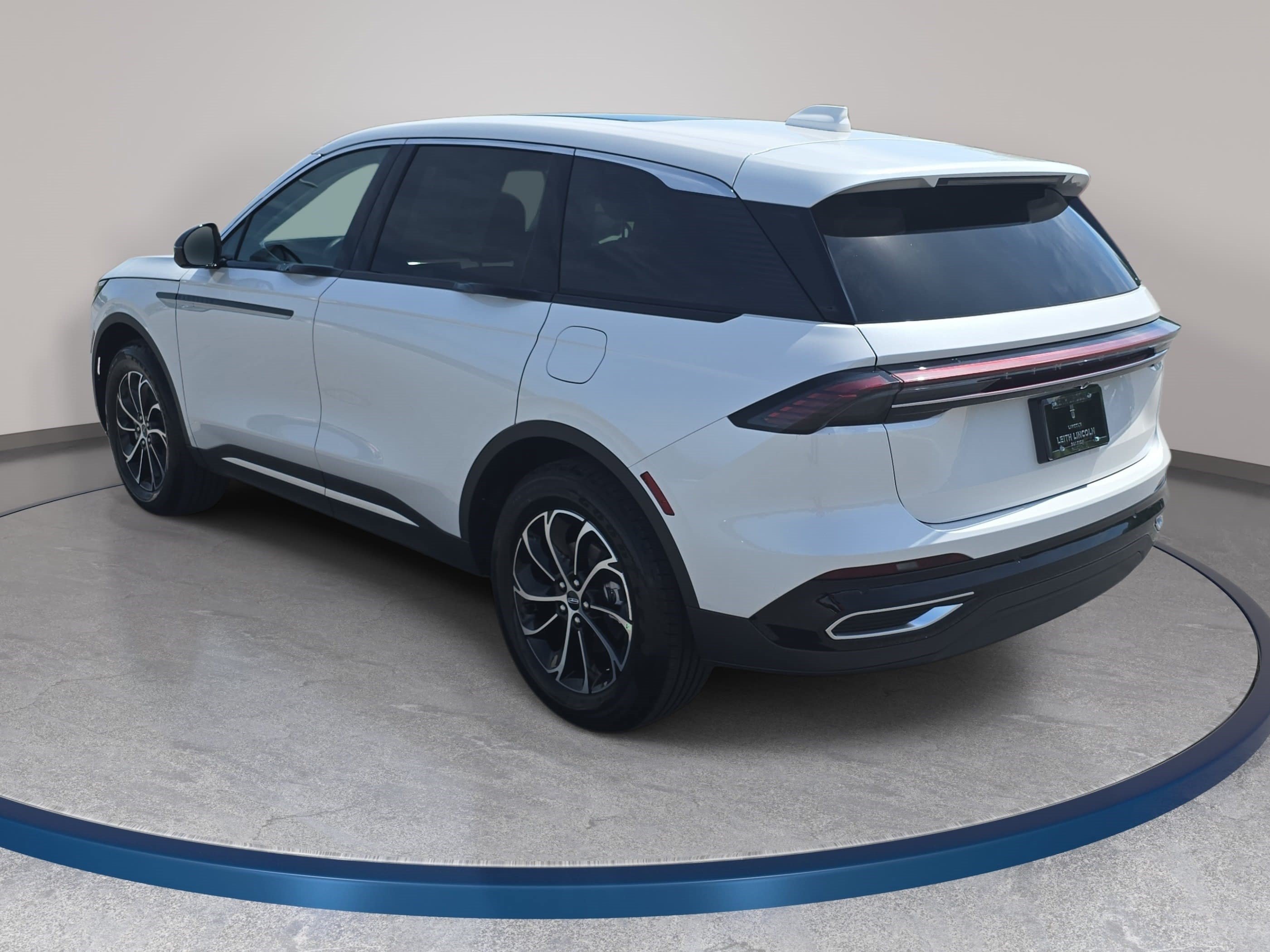 New 2026 Lincoln Nautilus Premier w/ Equipment Group 102A AWD/4WD image 7
