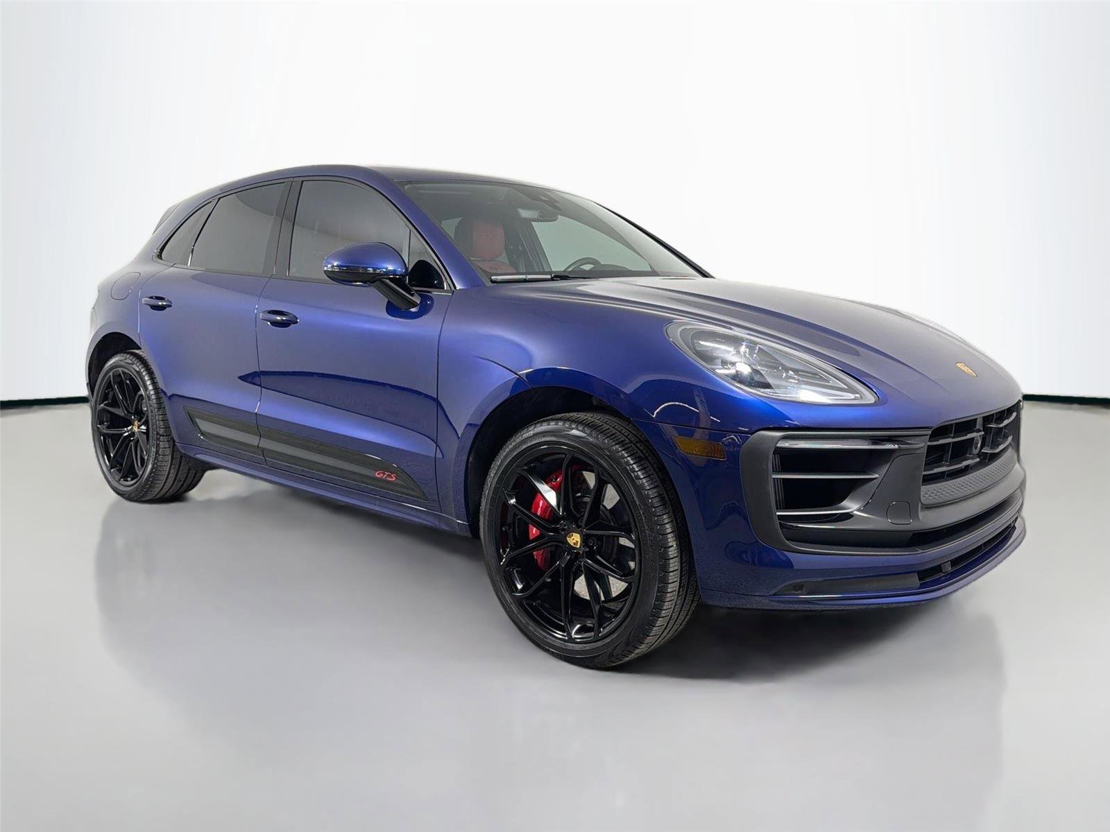 Certified 2023 Porsche Macan GTS AWD/4WD image 9