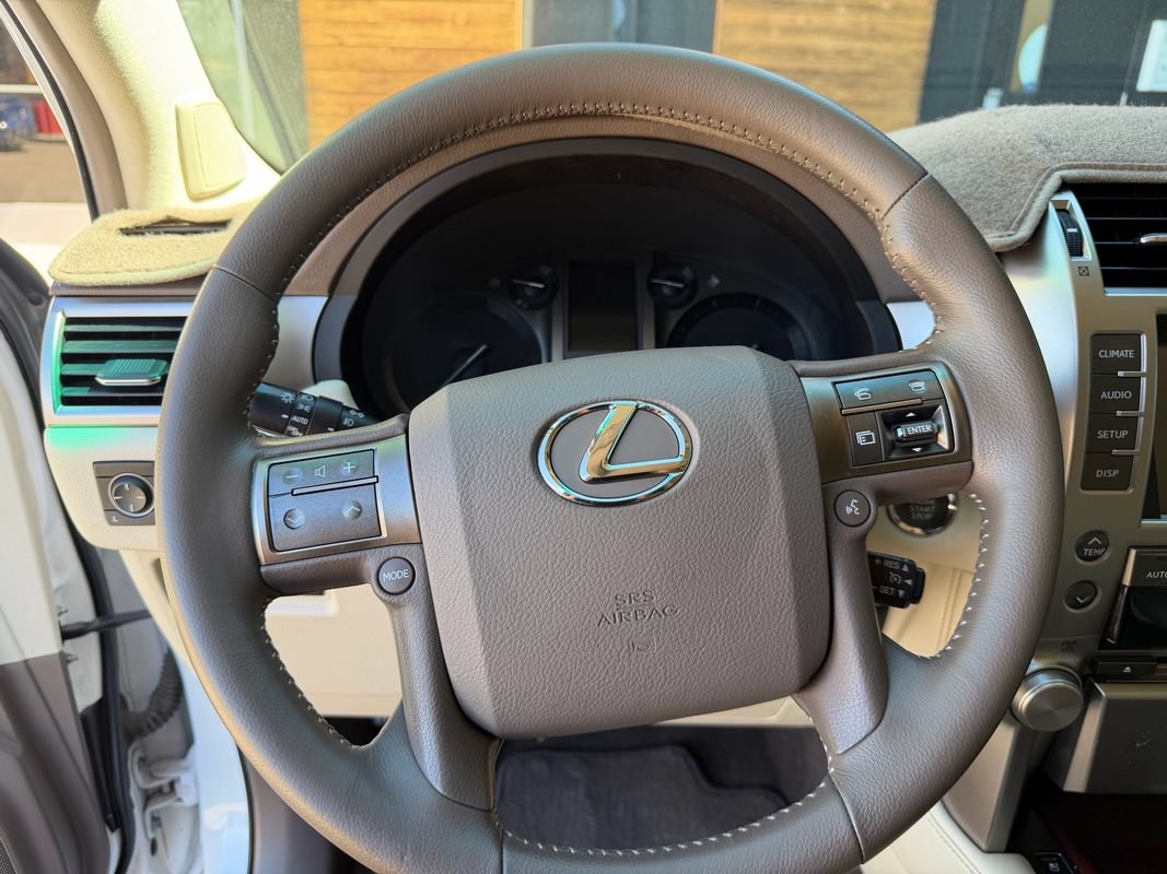 Used 2012 Lexus GX 460 AWD/4WD image 26