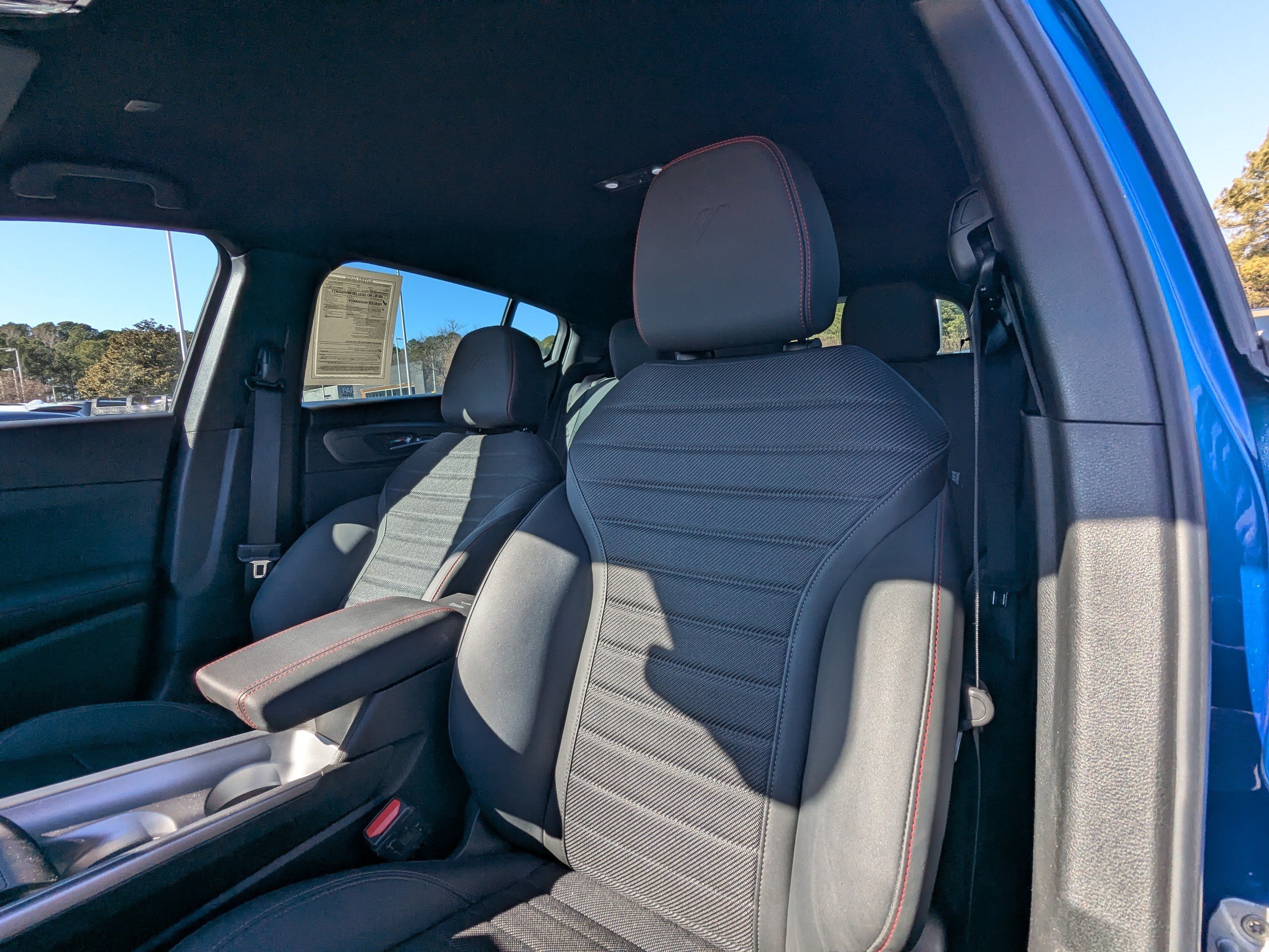 Used 2023 Dodge Hornet GT w/ GT Blacktop Package image 9