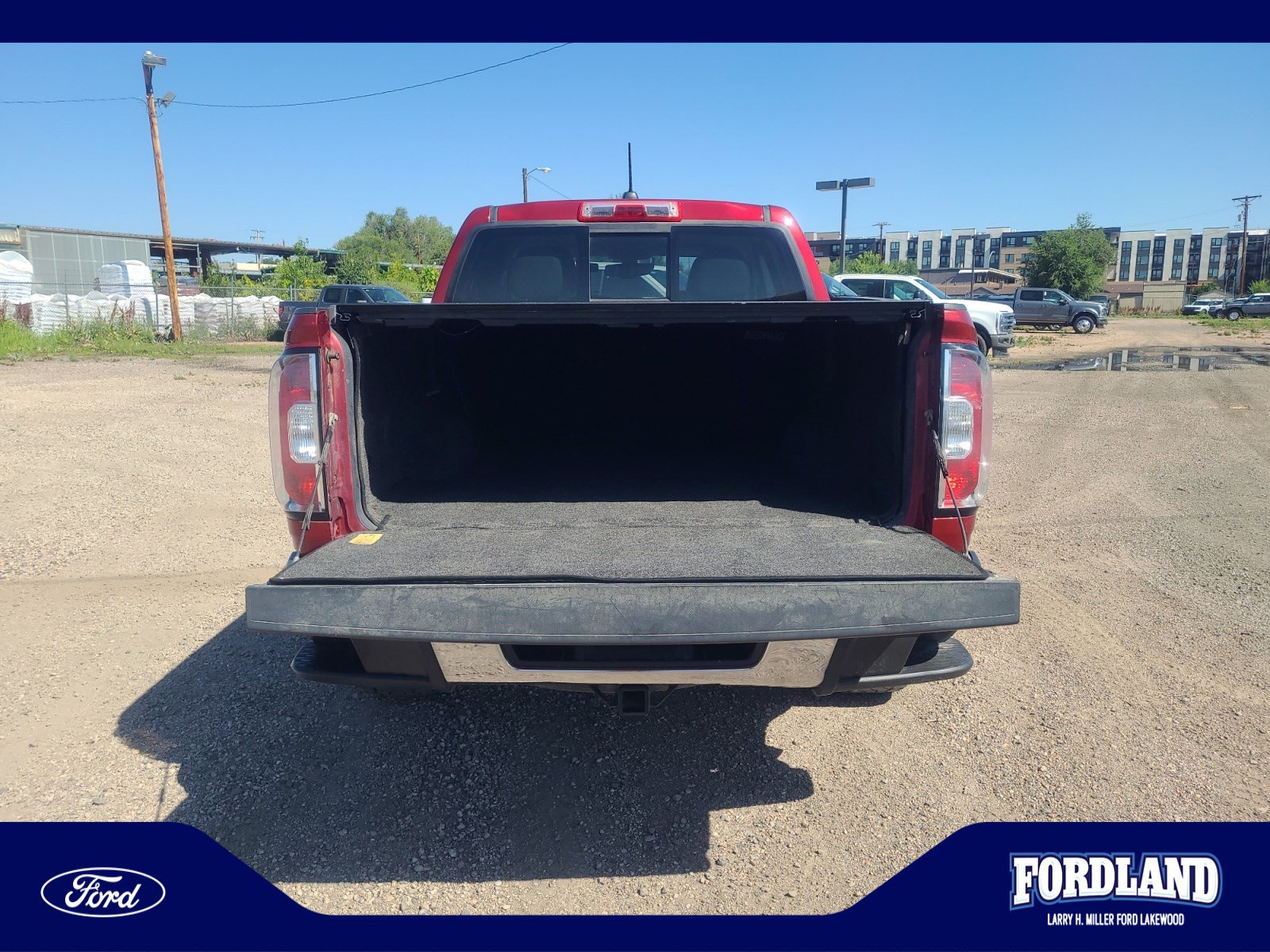 Used 2017 GMC Canyon SLT w/ Driver Alert Package AWD/4WD image 33