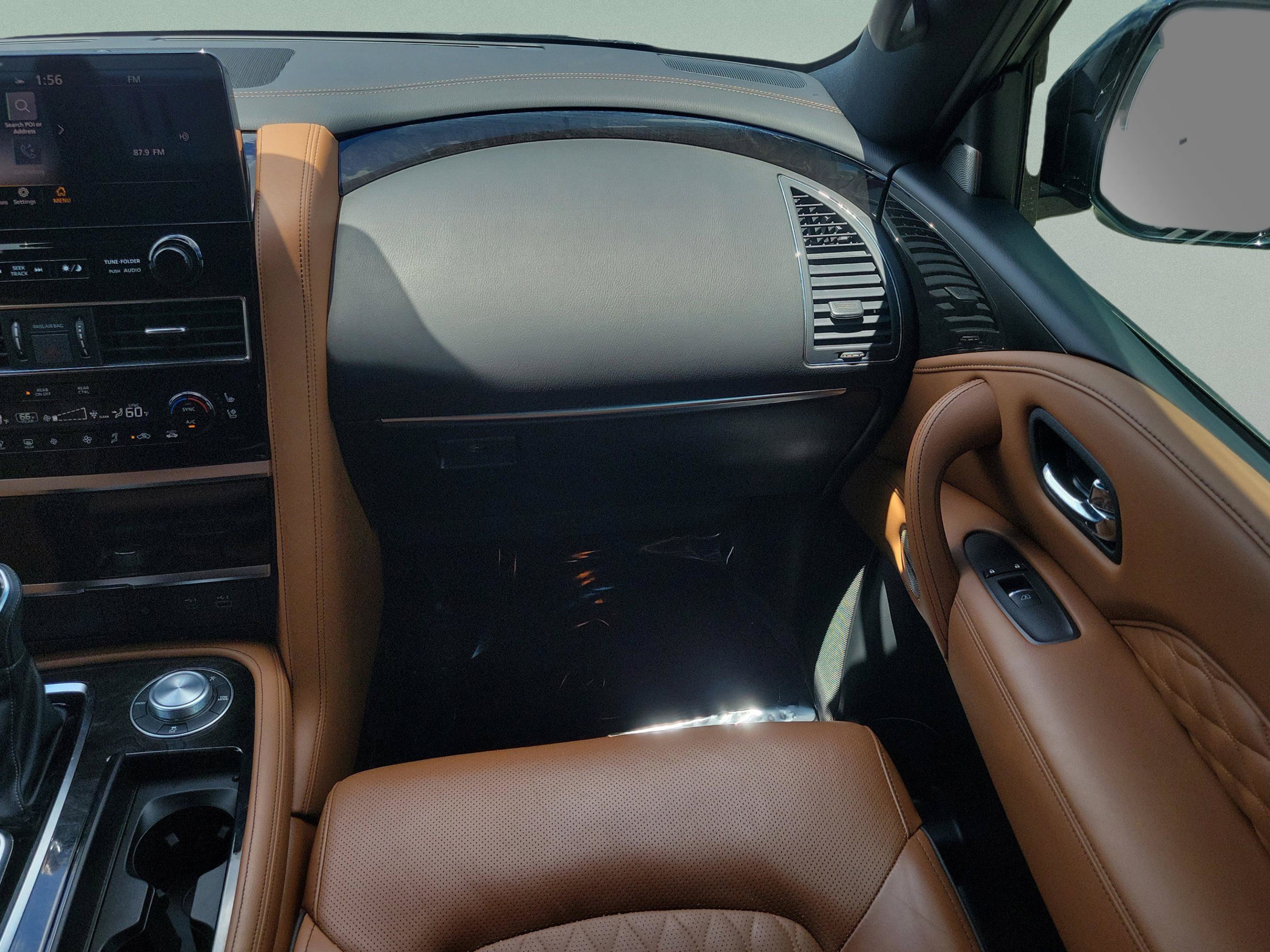 Certified 2024 INFINITI QX80 Sensory w/ Cargo Package AWD/4WD image 9
