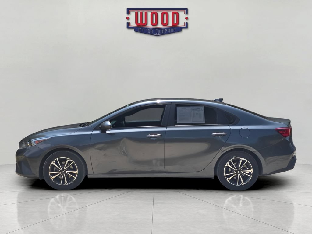 Used 2023 Kia Forte LXS FWD image 4