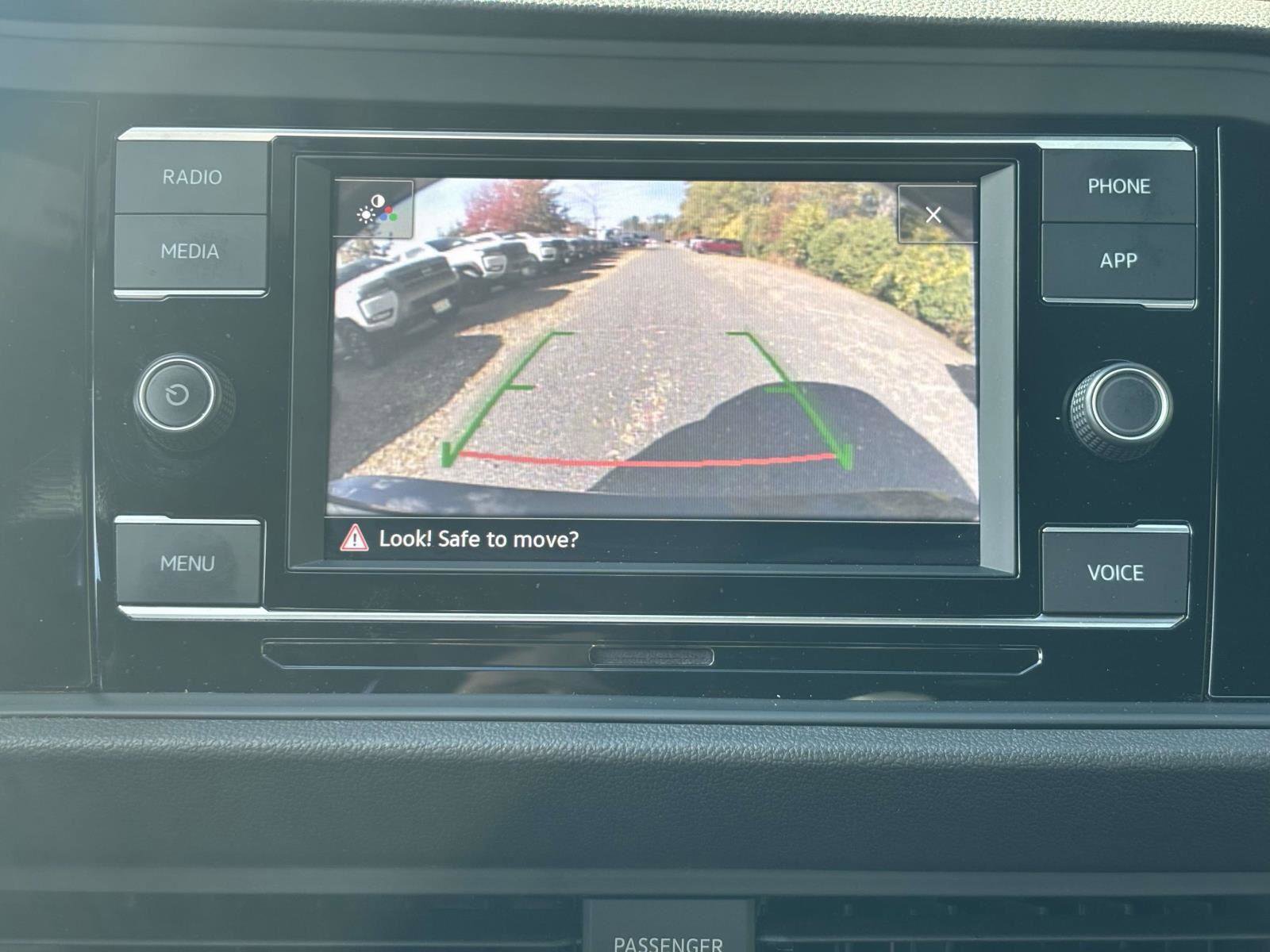 Used 2023 Volkswagen Jetta Sport image 17