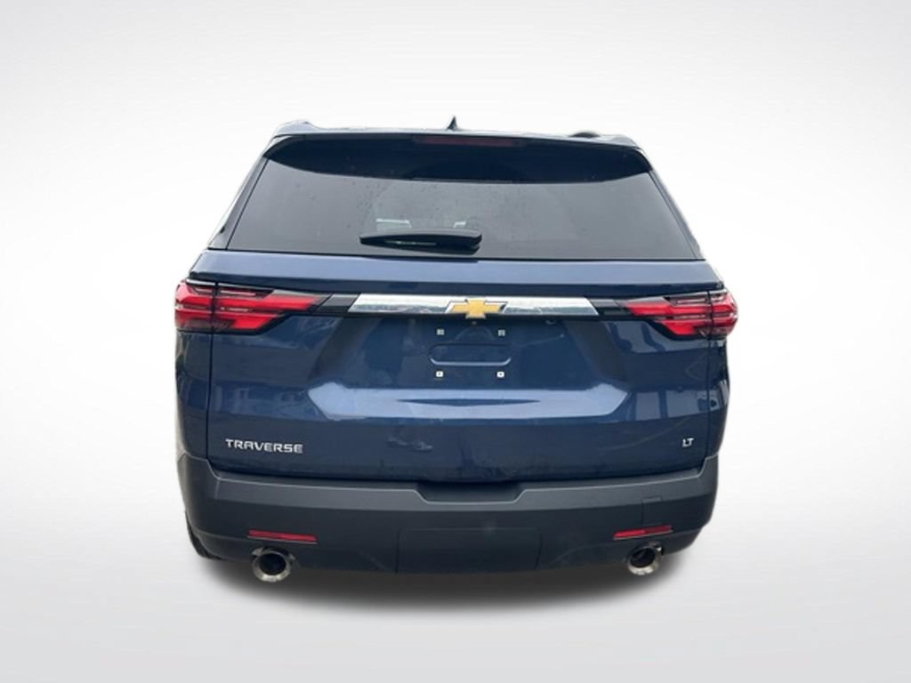 Used 2023 Chevrolet Traverse LT FWD image 5