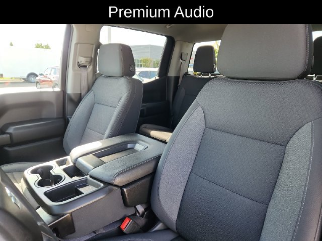 Used 2022 Chevrolet Silverado 1500 Custom Trail Boss AWD/4WD image 22