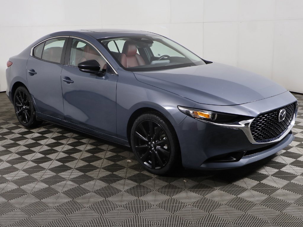 Used 2024 MAZDA MAZDA3 s image 2