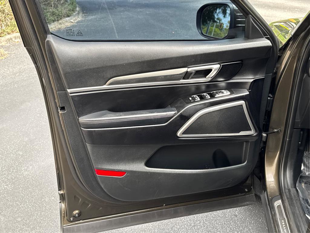 Used 2020 Kia Telluride S w/ S 8 Passenger Seating Package image 22