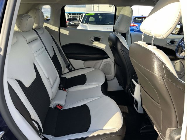 Used 2019 Jeep Compass Latitude w/ Popular Equipment Group AWD/4WD image 22