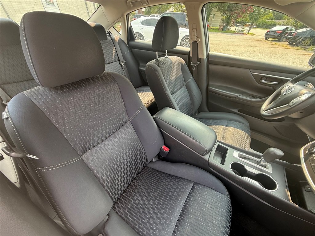 Used 2017 Nissan Altima 2.5 S w/ Power Driver Seat Package FWD image 22