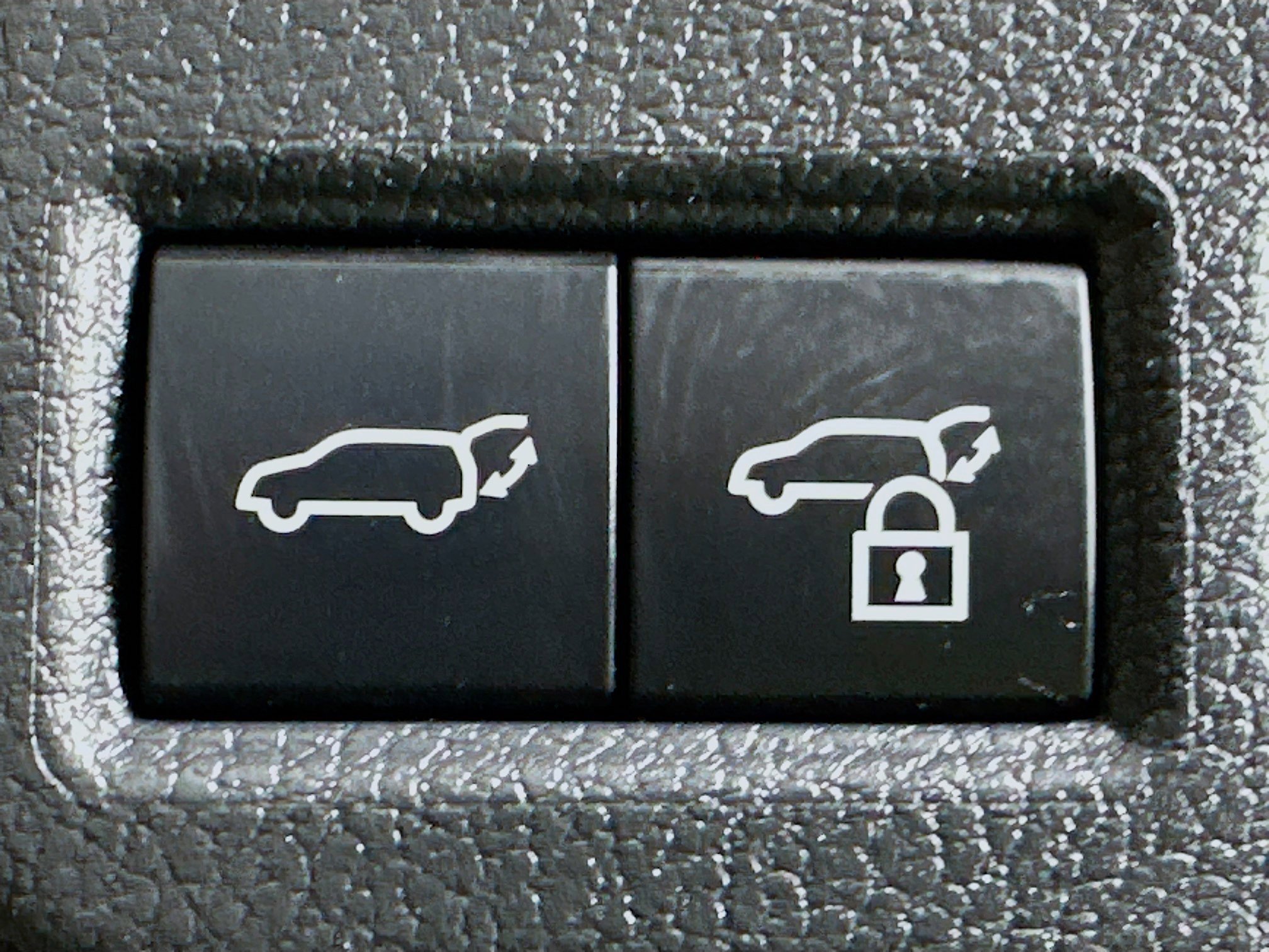 Used 2024 Toyota bZ4X XLE image 31