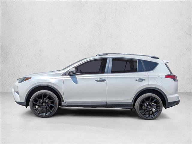 Used 2018 Toyota RAV4 Limited FWD image 2
