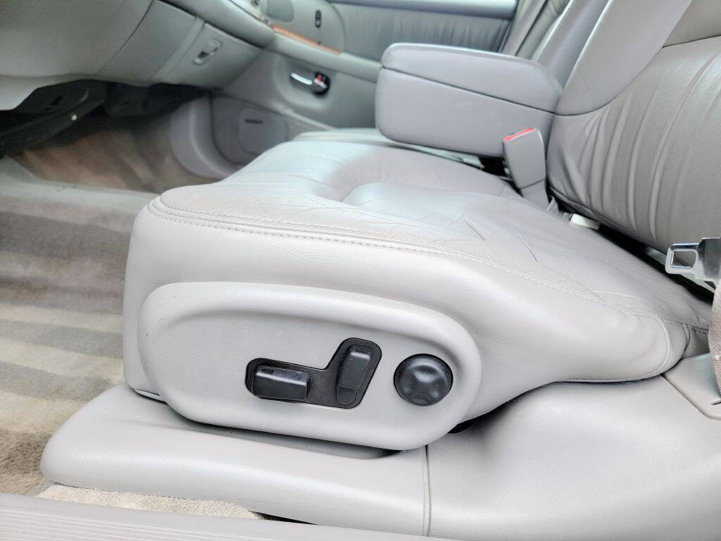 Used 2001 Buick Park Avenue w/ Prestige Pkg FWD image 12