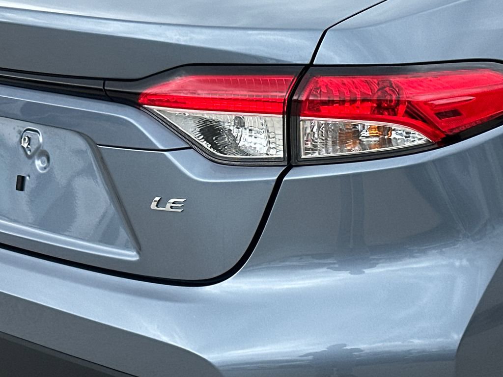 Used 2025 Toyota Corolla LE image 5
