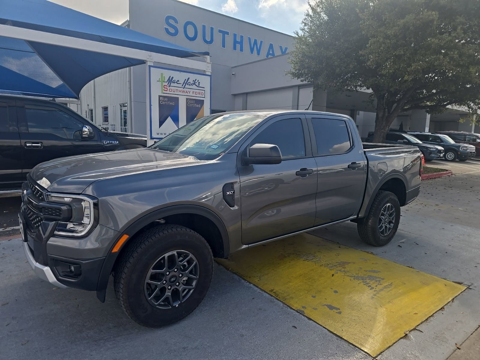 Used 2025 Ford Ranger XLT w/ Equipment Group 301A High image 1