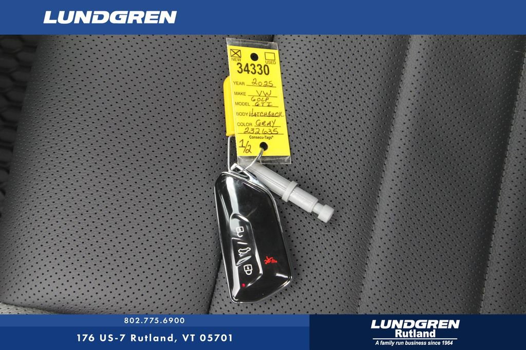 New 2025 Volkswagen GTI SE image 4