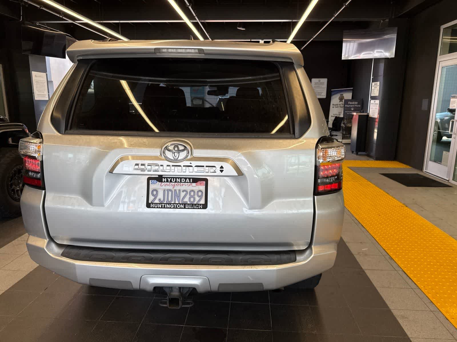 Used 2021 Toyota 4Runner SR5 AWD/4WD image 14