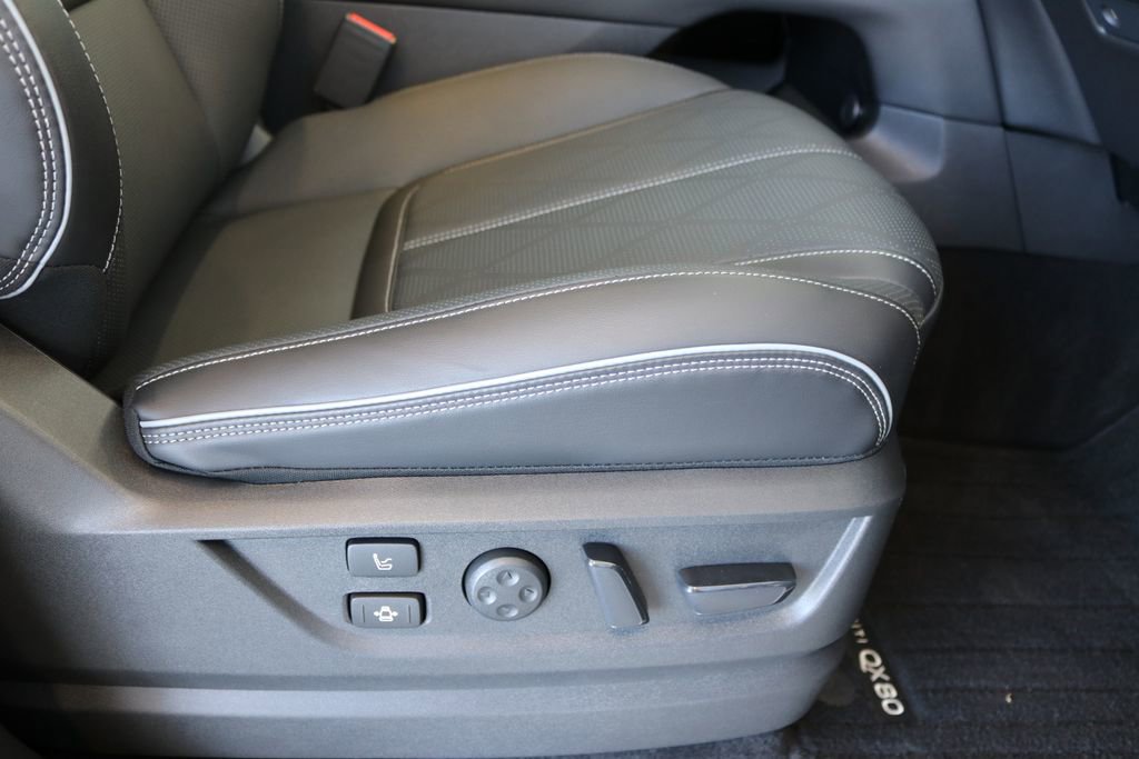 Certified 2025 INFINITI QX80 Sensory image 39